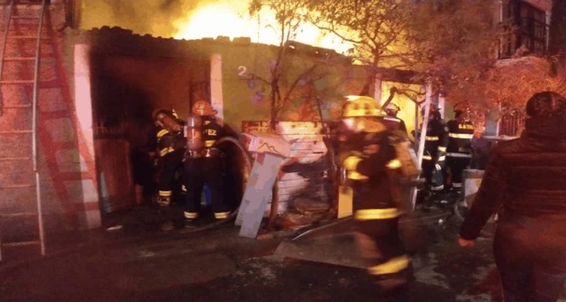 Familia muere durante incendio en Aguascalientes