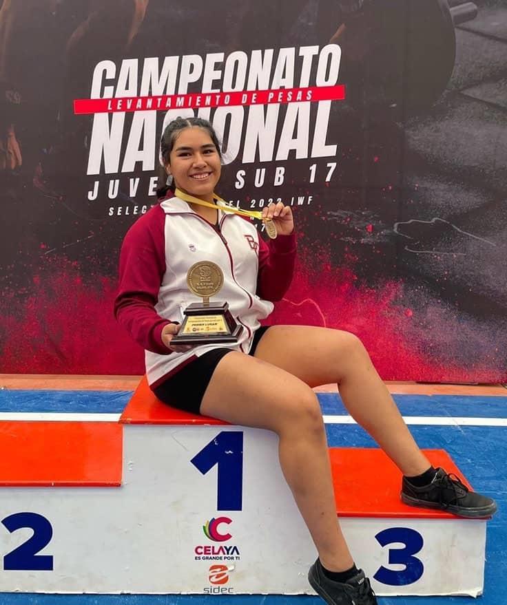 Se convierte Vanessa Hernández en la gran figura del campeonato nacional de halterofilia