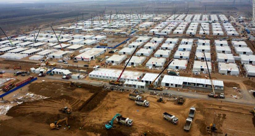 China construye extenso campo de cuarentena para frenar el nuevo brote de COVID-19