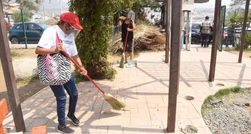 Entrega Gobierno de Ensenada alrededor de 100 notificaciones de mantener limpia la calle