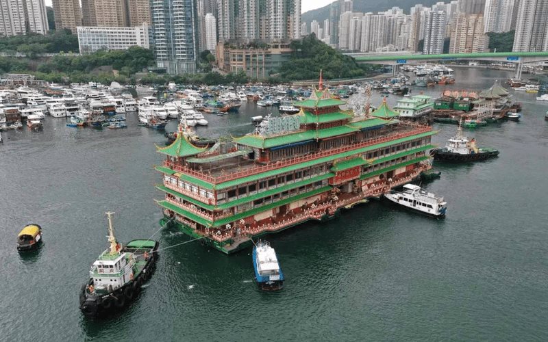 Se hunde el icónico restaurante flotante Jumbo tras zarpar de Hong Kong