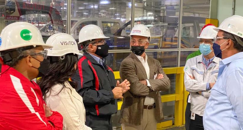 Visita Kurt Honold planta Toyota para fortalecer áreas de oportunidad en la entidad